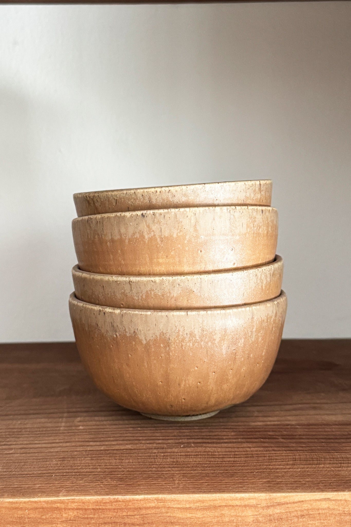 MEDIUM CERAMIC BOWL KAKI