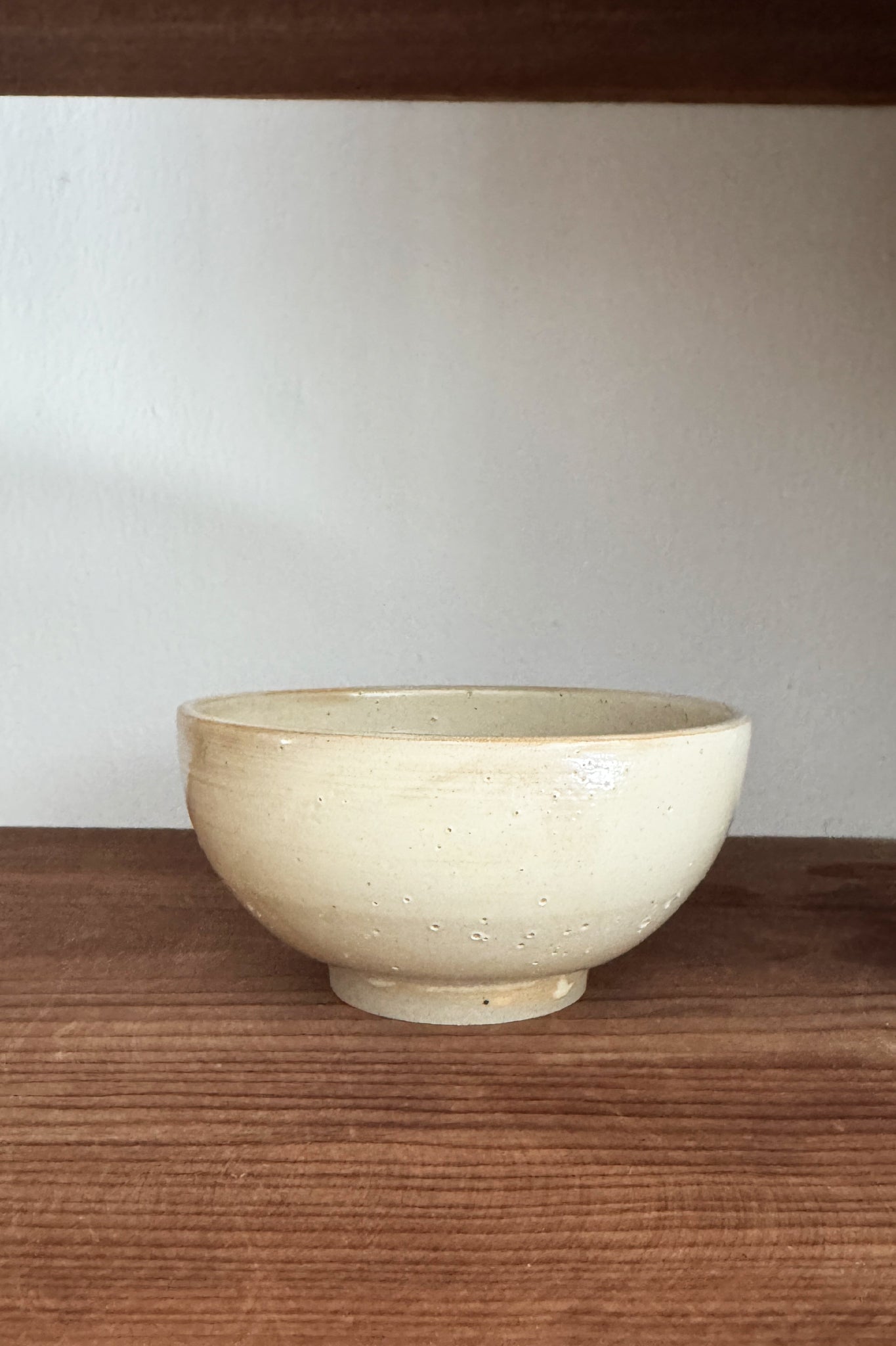 MEDIUM CERAMIC BOWL CREAM