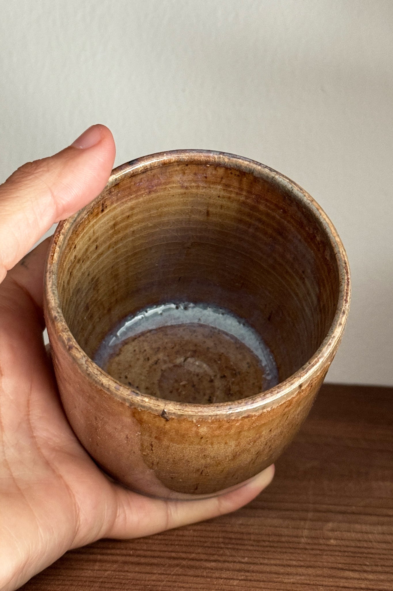 Small ceramic tumbler BROWN AND VIOLET