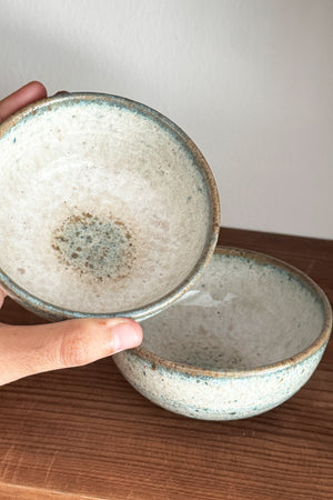 MEDIUM CERAMIC BOWL LIGHT BLUE