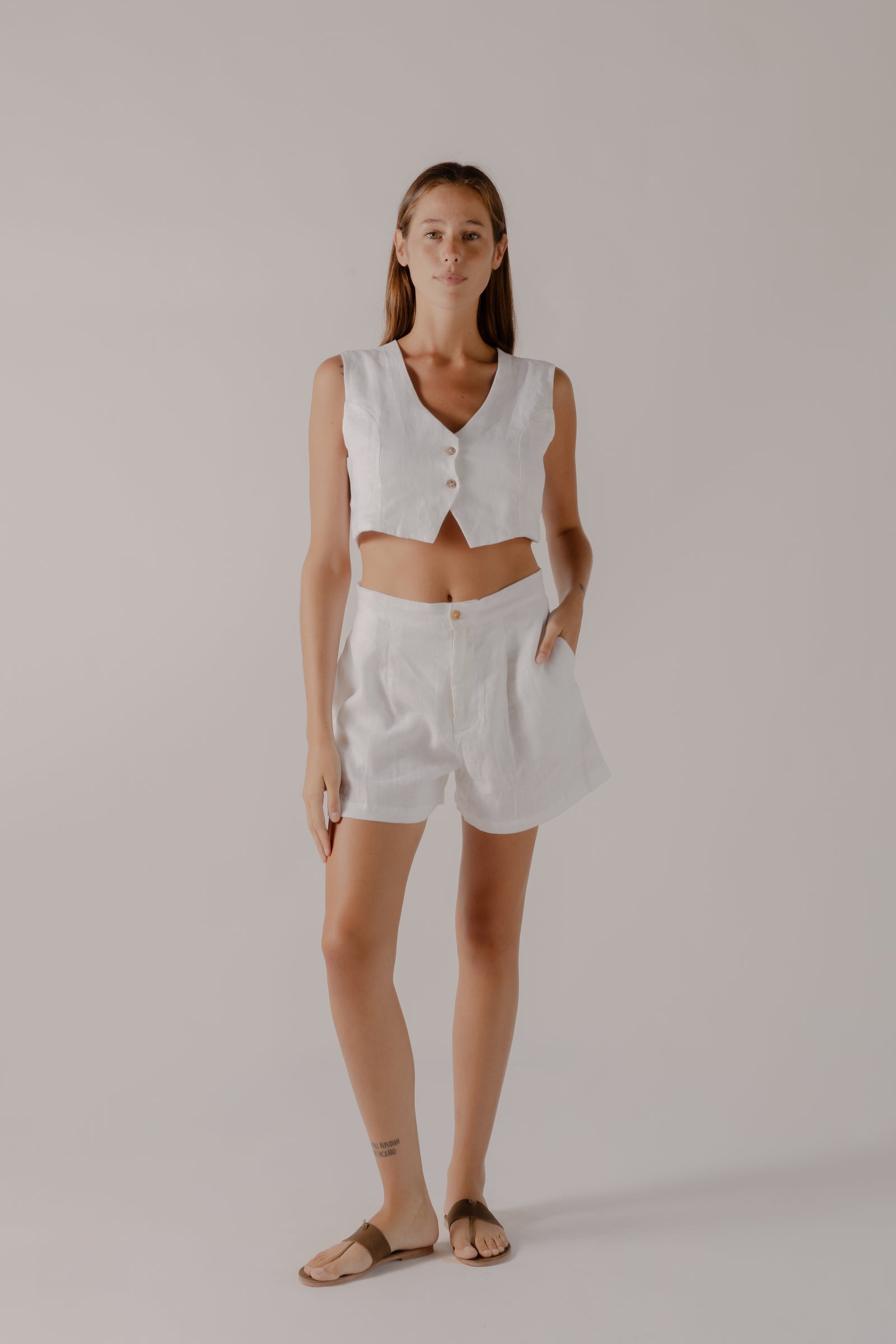 classic linen women shorts