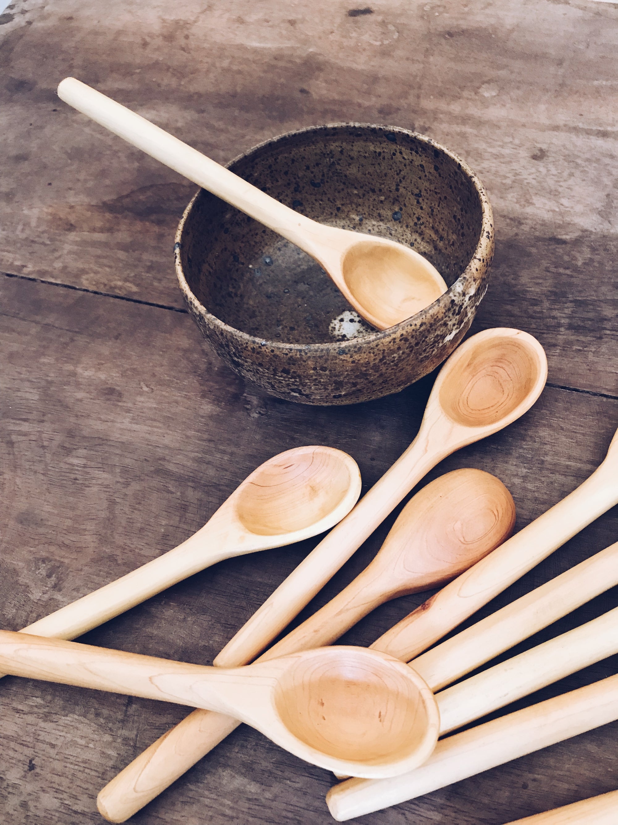Armeeverkauf Wooden spoon for goulash 70 cm : : Home & Kitchen